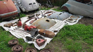 Illustration for article titled Don't Miss The Chance To Fill Your Yard With BMW Isettas
